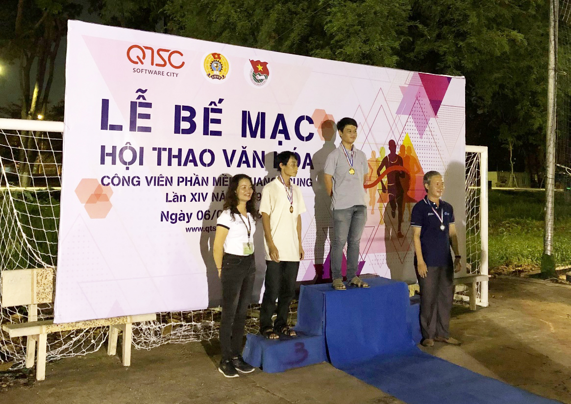 Một vài hình ảnh tại lễ bế mạc hội thao