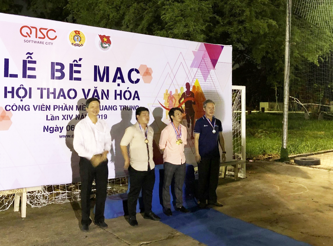 Một vài hình ảnh tại lễ bế mạc hội thao