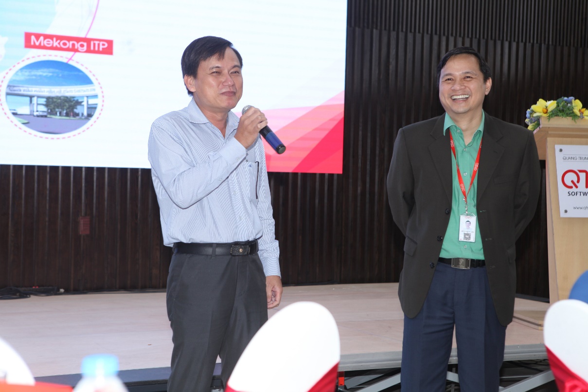 Mr. Nguyen Thanh Hoi, Director of Mekong Software Park, Tien Giang spoke at the meeting