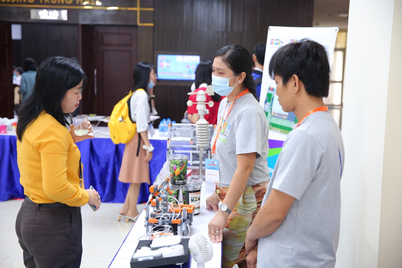 Showcase of innovative teaching and learning products, applications