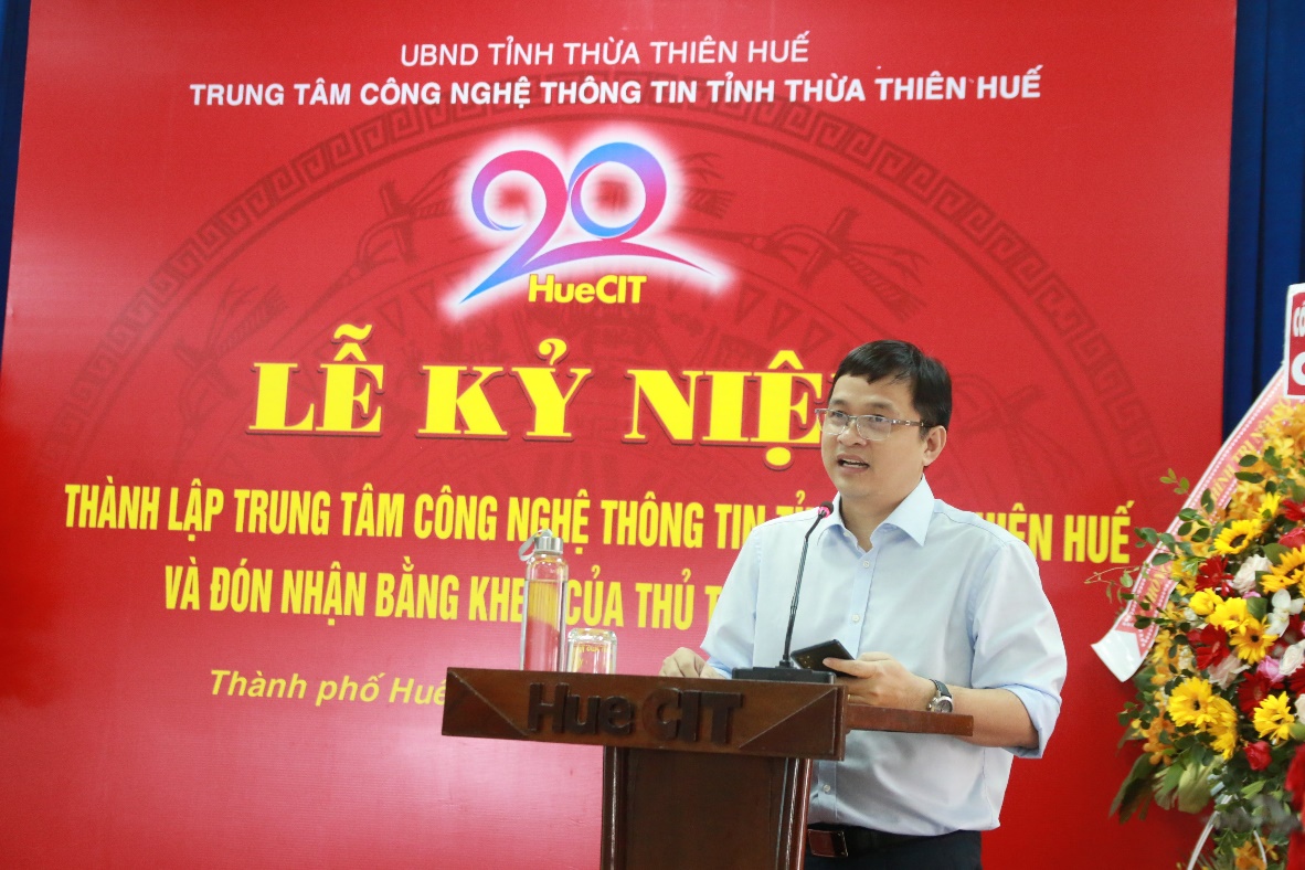 Hình 2: Ông Lâm Nguyễn Hải Long - Ủy viên thường trực Hội đồng quản lý Chuỗi Công viên phần mềm Quang Trung phát biểu tại lễ kỷ niệm