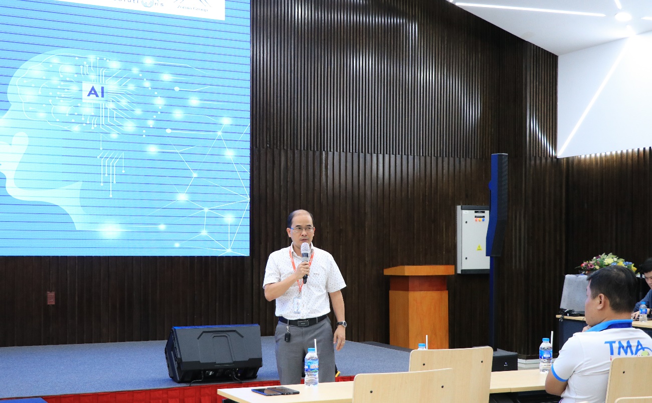 Mr. Vu Quang – Deputy CEO of QTSC speaking at the seminar