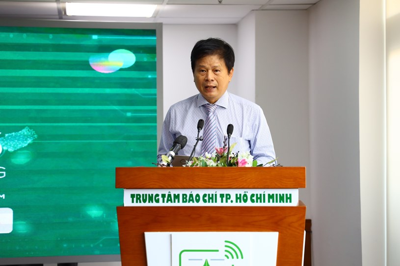 Chủ tịch Hội nhà báo TPHCM Trần Trọng Dũng phát biểu đề dẫn tọa đàm