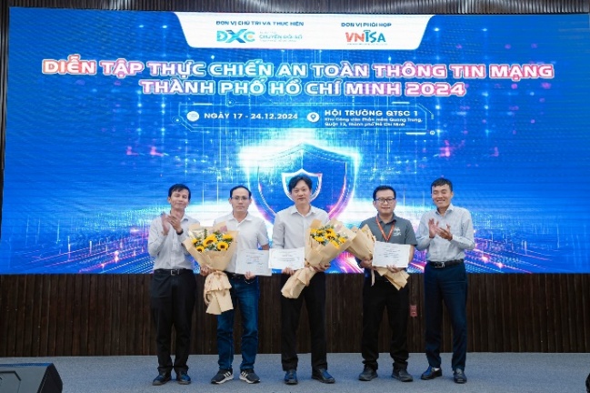 Bế mạc chương trình “Diễn tập thực chiến bảo đảm an toàn thông tin mạng Thành phố Hồ Chí Minh”